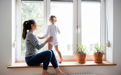 Etanșarea ferestrelor nu doar economisește, dar și protejează